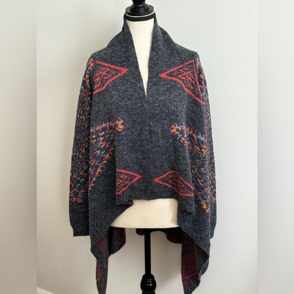 DREAMERS AZTEC DESIGN ASYMMETRIC BOHO GREY MULTICOLORED SOUTHWEST CARDIGAN SZ M - Picture 3 of 11